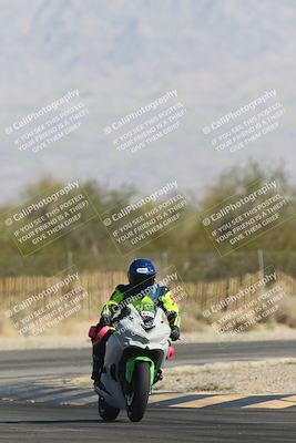 media/Oct-30-2025-Racers Edge (Thu) [[dabbdaf680]]/3-B Group/Session 2 Turn 2/